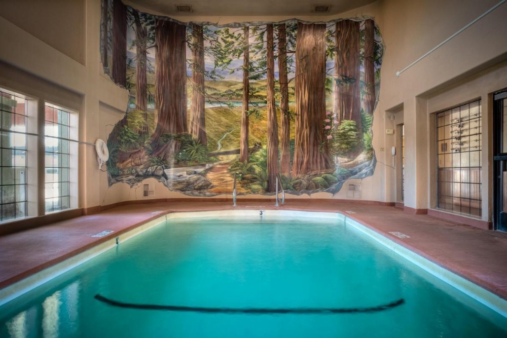 The Redwood Riverwalk Hotel Image 15