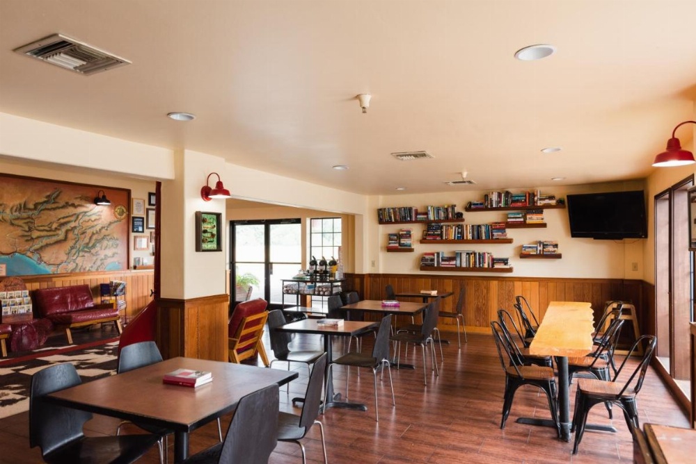 The Redwood Riverwalk Hotel Image 19