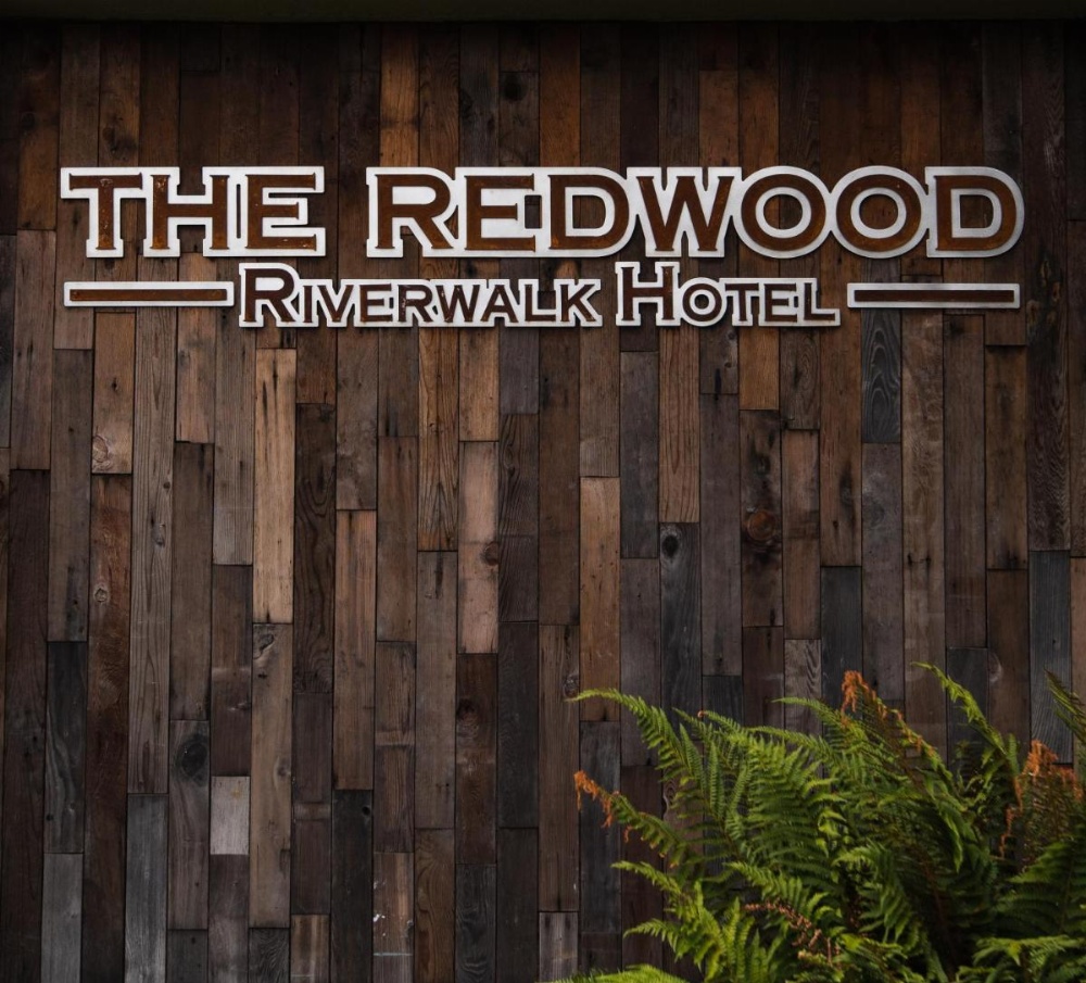 The Redwood Riverwalk Hotel Image 26